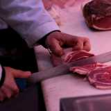 Il locale � aperto da 45 anni a questa parte e se ne �frega� di qualsiasi moda, offrendo ai giovani che affollano il centro storico un classico ed economico panino farcito